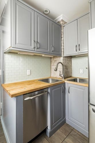 1657 Charles Ave, Saint Paul MN 55104-2226 exterior