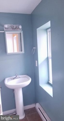 113 Girard Ave, Philadelphia PA  19123-1630 exterior