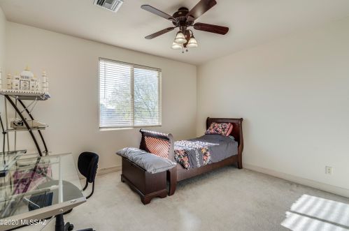 976 Josephine Saddle Pl, Green Valley AZ 85614-6302 exterior