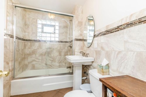 4856 Byron St, Chicago IL 60641-2604 exterior