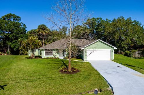 1199 Jacqueline Ave, Fort Pierce, FL 34953-1430