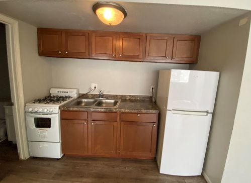 1418 Mitchell St, Milwaukee WI 53204-3242 exterior