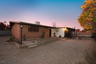 1437 Lester St, Tucson, AZ 85719-3625