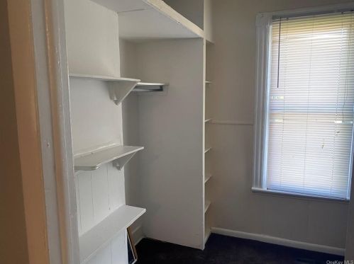 13 Conkling Ave, Middletown NY 10940-6341 exterior