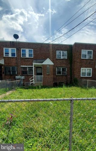 253 Grand Ave, Camden, NJ 08105-2151