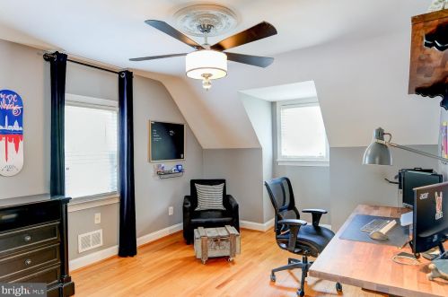 716 Beall Ave, Rockville MD 20850-2107 exterior