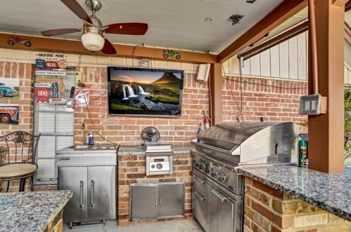 2114 Lazy Grv Dr, Humble TX 77339-3122 exterior