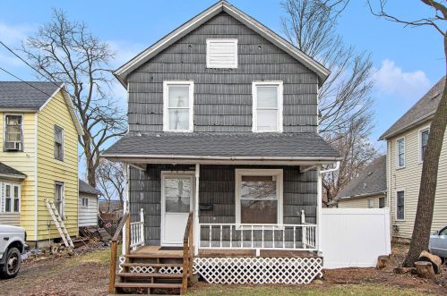 923 Jackson St, Kalamazoo, MI 49001-3018