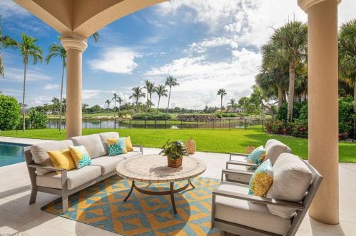 2354 Alexander Palm Dr, Naples FL 34105-3039 exterior