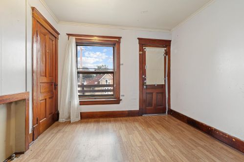 1301 Marshall St, Manitowoc WI 54220-5138 exterior