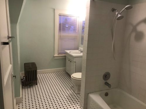 1201 10 St, Manitowoc WI 54220-6506 exterior