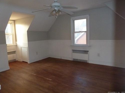 152 Gdn St, Torrington CT 06790-3403 exterior