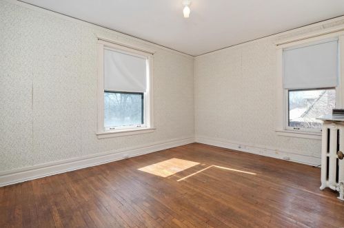 16 Kingsbury Pl, Saint Louis MO 63112-1825 exterior