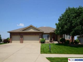 1806 Aberdeen Dr, Omaha NE  68133-2463 exterior