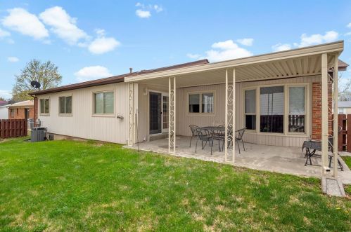 5454 Langsworth Dr, Saint Louis MO 63129-3625 exterior