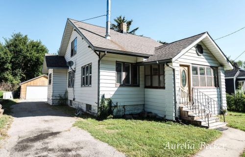 1711 Fulton St, Grand Rapids MI 49506-1814 exterior