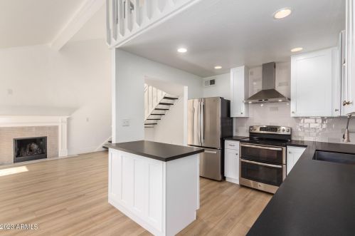 1187 Belmont Ave, Phoenix AZ  85020-4162 exterior