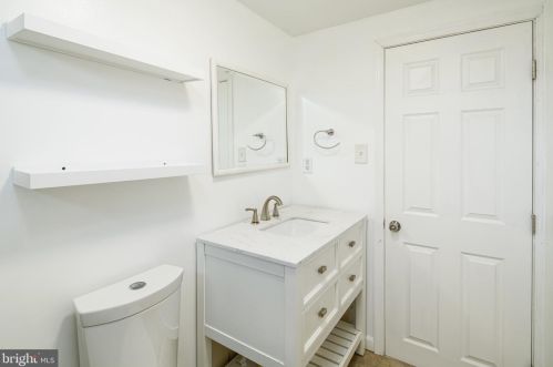 2645 Emerald St, Philadelphia PA 19134-2033 exterior