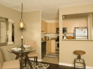 1212 Michigan Ave, Chicago IL  60605-2485 exterior