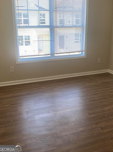 2837 Laurel Rdg Cir, Atlanta GA 30344-8019 exterior