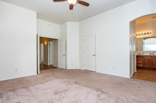 7972 Hawk Eagle Ct, Tucson AZ  85757-1643 exterior