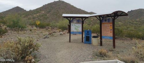 27601 25th Dr, Phoenix AZ  85085-4724 exterior