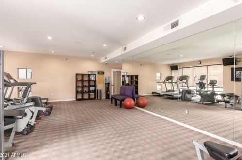 18416 Cave Creek Rd, Phoenix AZ 85032-1005 exterior