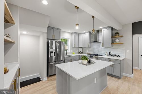 4434 Hunt Pl, Washington DC  20019-3614 exterior