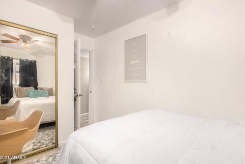 3820 Bethany Home Rd, Phoenix AZ 85015-2507 exterior