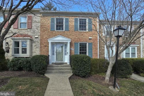 10220 Arizona Cir, Bethesda MD 20817-1242 exterior