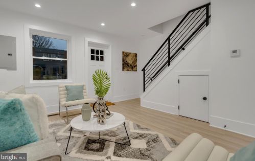 1271 16th St, Washington DC  20002-2556 exterior