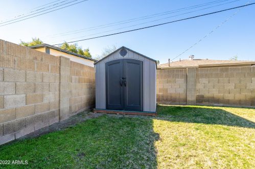 4220 16 Dr, Phoenix AZ 85015-1426 exterior