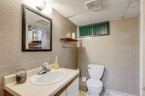 4212 96, Milwaukee WI 53222-1531 exterior