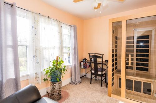 2824 Park St, Kalamazoo MI 49001-4276 exterior