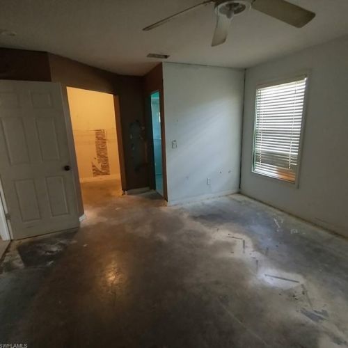 2770 10 Ave, Naples FL 34120-4981 exterior