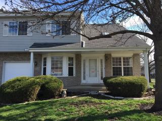 3510 Frontenac Ct, Aurora, IL 60504-6139