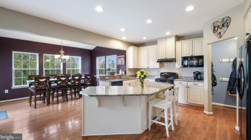 65 Plymouth Dr, Limerick PA 19468-2871 exterior