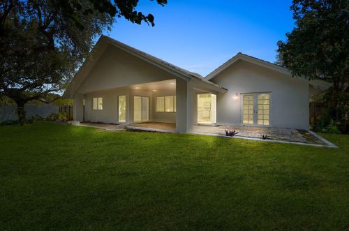 3997 5 Ave, Boca Raton FL 33432-6073 exterior