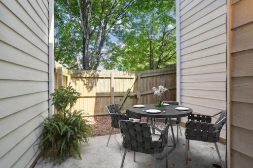 517 Granite Rdg Pl, Atlanta GA 30350-3204 exterior