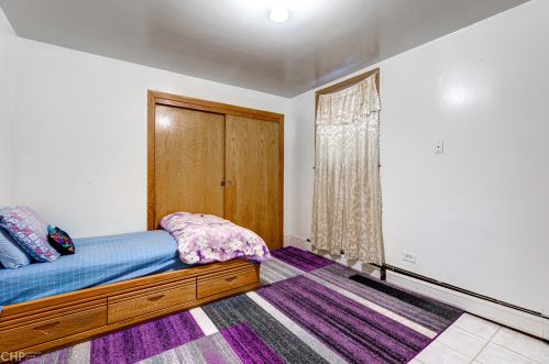 4917 Kedvale Ave, Chicago IL 60629-5013 exterior