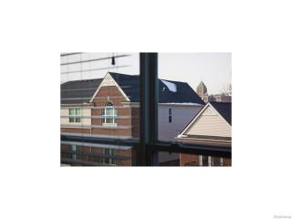 297 Palmer St, Detroit MI  48202-3823 exterior