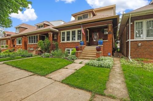 5340 Cullom Ave, Chicago IL 60641-1313 exterior