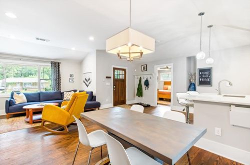 1303 Diamond Ave, Atlanta GA 30316-3417 exterior