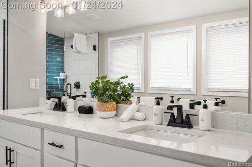 427 Smith Ave, Bham MI  48009-2026 exterior