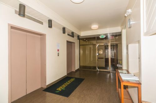 1571 Piikoi St, Honolulu HI 96822-4085 exterior