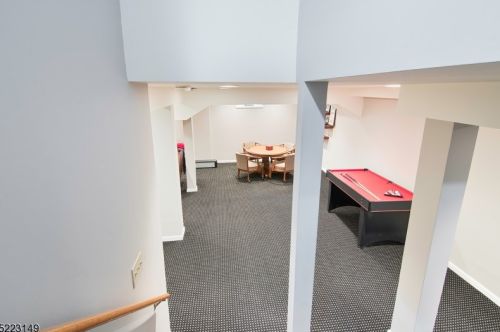 13 Magnolia Ln, Warren NJ 07059-2608 exterior