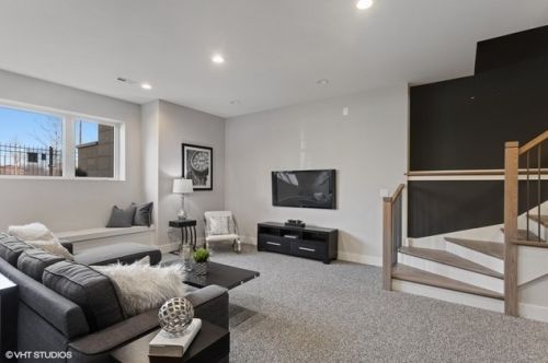 4932 Forrestville Ave, Chicago IL 60615-2407 exterior