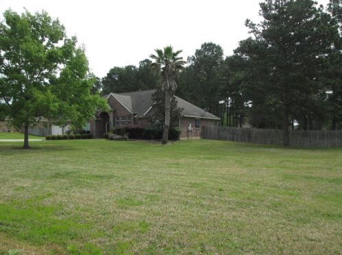 18847 Mystic Pt, Montgomery TX  77356-4995 exterior