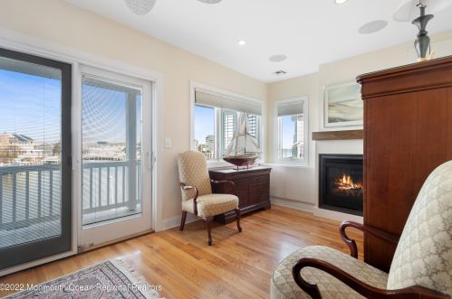 1666 End Dr, Point Pleasant Beach NJ 08742-5143 exterior