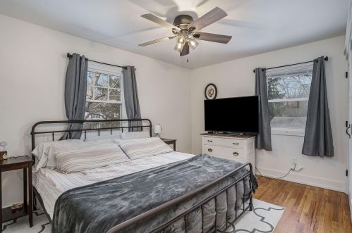 1122 Highgate Rd, Kalamazoo MI  49006-2774 exterior